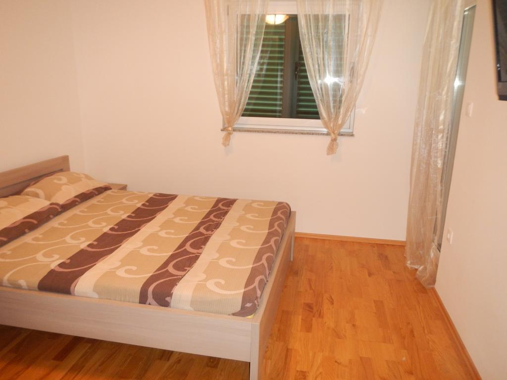 Apartments Eva Malinska Cameră foto