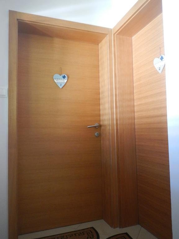 Apartments Eva Malinska Cameră foto